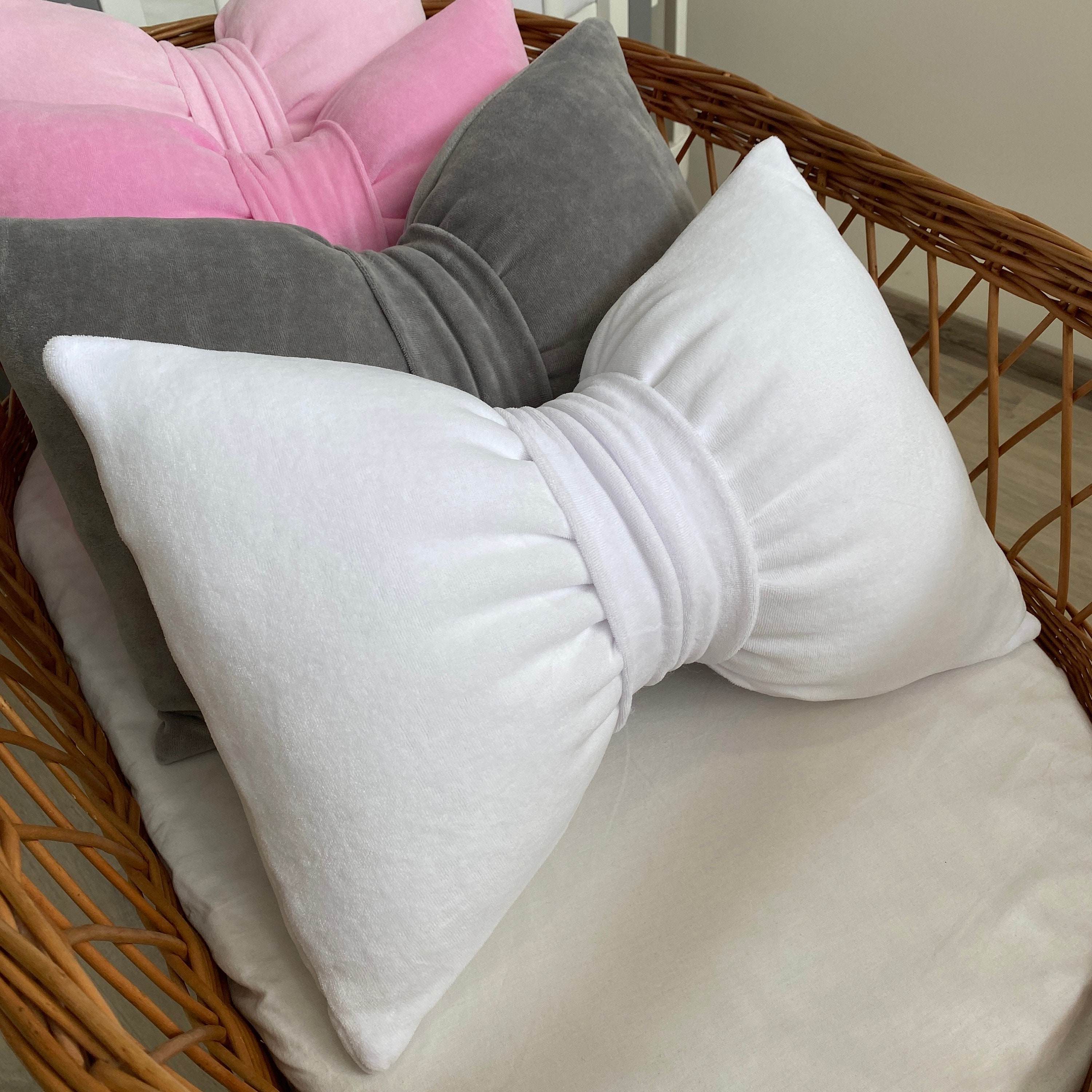 Big white pillows sale