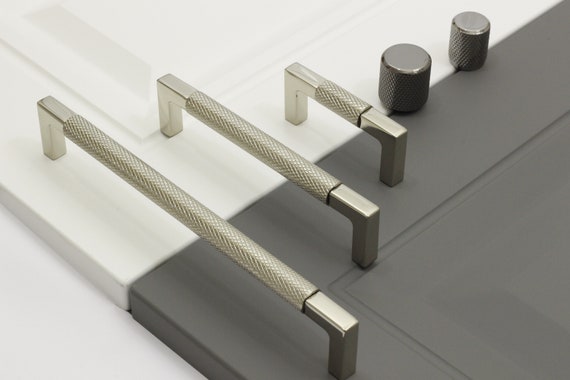 Tiradores Para Puertas De Entrada JOY DECOR Paquete De 30 Tiradores Y Manijas Para Gabinetes De Cocina, Pomos De Puerta De Gabinete De Níquel Cepillado De 2 Pulgadas Con Un Solo Agujero