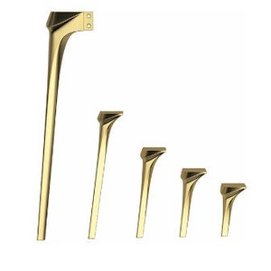 Peut inclure: Ensemble de cinq pieds de meubles en métal doré de différentes tailles. Les pieds ont un design géométrique et sont parfaits pour ajouter une touche moderne aux meubles.