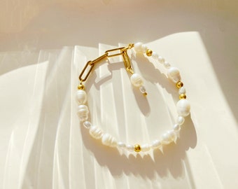 ELIANA pearl bracelet