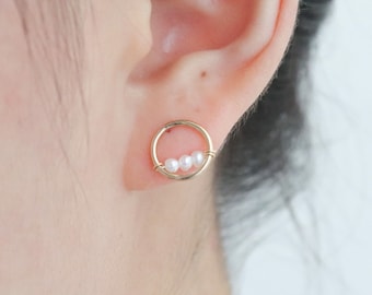 Freshwater Pearl Circle Stud Earrings, dainty gold pearl earring, 14k Gold Filled