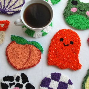 Tufted Mug Rug, Punch Needle Coasters, Color Accessories For Women, Best friend Gifts, Housewarming Gift, Handmade Mug Rug
