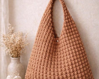 Triangle tote crochet bag, raffia crochet bag