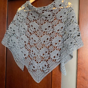 Schema all&#39;uncinetto per scialle a forma di teschio: Lost Souls Goth Design (download PDF)