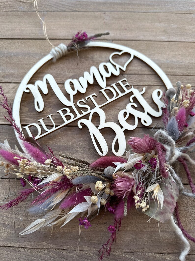 Wooden sign Mother's Day with dried flowers Mom, wreath lila/weiß voll