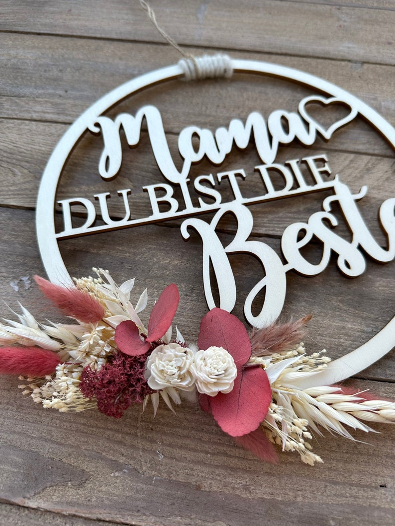 Wooden sign Mother's Day with dried flowers Mom, wreath Bordeaux