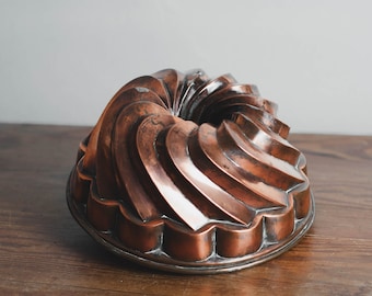 Tourbillon de moules Bundt en cuivre antique | Moule à gelée en cuivre des années 1900 | Accessoires de cuisine vintage | Ustensiles de cuisine victoriens | moule en cuivre