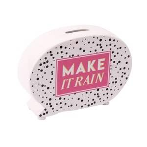 Pode incluir: Cofrinho de cerâmica branca em forma de balão de fala com bolinhas pretas e o texto "MAKE IT RAIN" em um retângulo rosa.