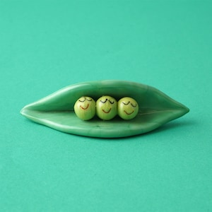 Glass Peas In A Pod In Gift Box • Decoration • Ornament • Collectable • Gift For Home • Home Decor