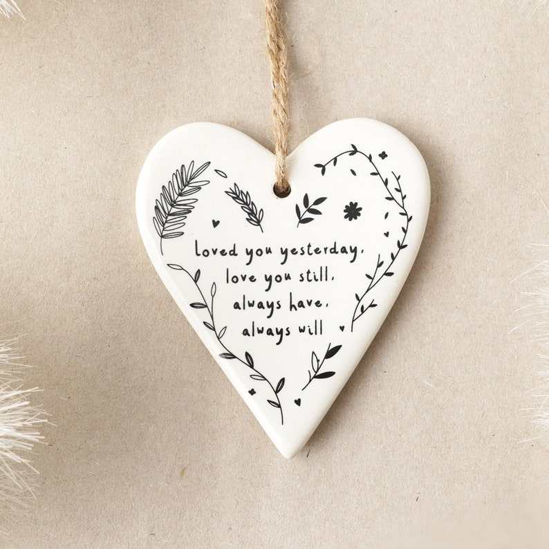CGBGiftware Send With Love Ceramic Hanger - Thumbnail 2