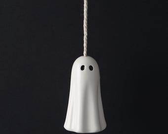 Enchanted Emporium Ceramic Ghost Light Pull | Gift Boxed | Homeware
