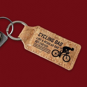 Rechteckiger Kork-Schlüsselanhänger &#39;Cycling Dad, Like A Regular Dad But Faster&#39; | Radfahrer | Radfahren Geschenk | Schlüsselanhänger | Neuheit