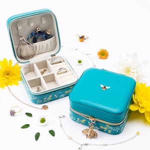 Design a forma di ape verde acqua e giardino floreale / Portagioie da viaggio / Accessorio da donna / Organizzatore / Regalo per lei / Anelli / Orecchini / Collane