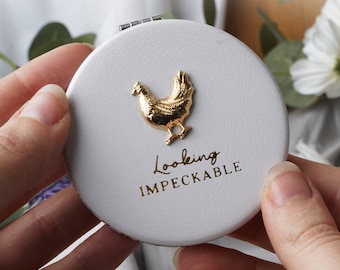 Espejo compacto con diseño de gallina de Bramble Farm • Estilo rústico • Regalo perfecto • Presentado en caja de regalo • Ideal para viajar • Accesorio para bolso • Regalo para mujer