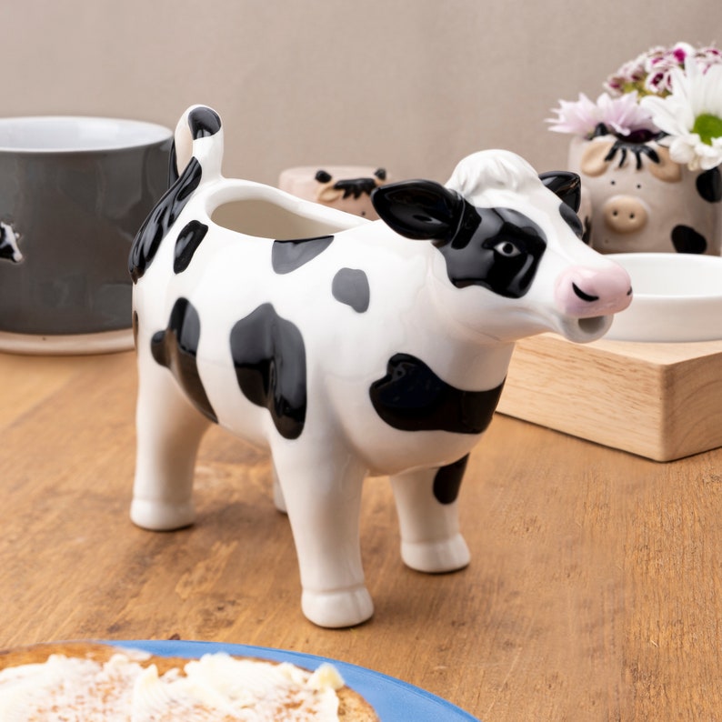 Large Ceramic Cow Milk Jug with Gift Box image 1