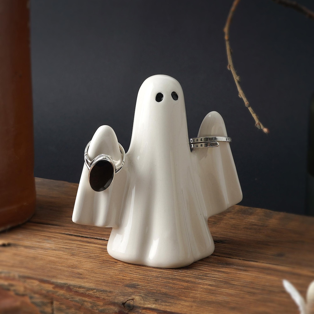 Ghost Ring Holder | Enchanted Emporium | Jewellery Organiser Stand ...
