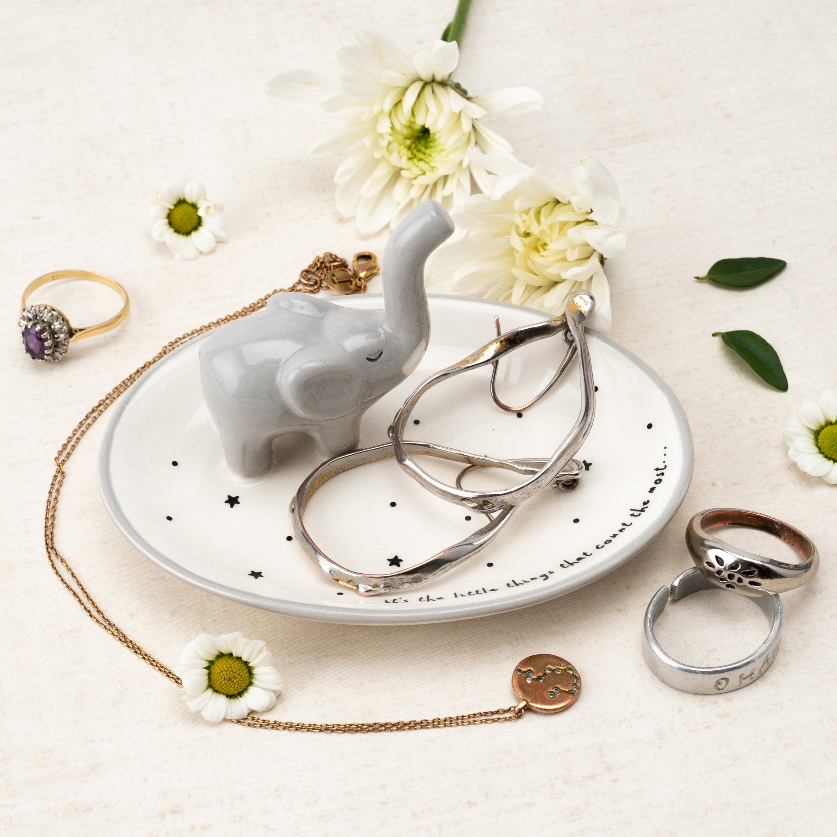 Titanape Porta anelli a forma di elefante con mandala, decorazione bohémien, porta gioielli per anelli, orecchini, bracciali, regalo per adulti