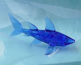 Artisan Glass Shark Figurine • Marine Life Decor (Gift Boxed)
