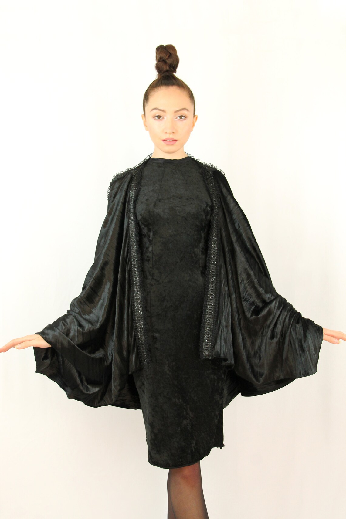 velvet capes for weddings