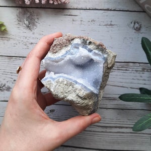 Blue Lace Agate Geode - High Grade - Druzy Blue Lace Agate - Blue Chalcedony -  Light Blue Chalcedony Specimen - Home Decor - Crystal Gift