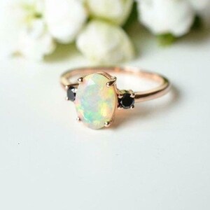 Ethiopian opal ring in Silver-opal ring-Natural Opal Jewelry-gift for her-birthday gift-anniversary gift-wedding gift-gift for mom