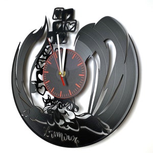 Custom Handmade Gift: Funky Pepe Le Pew Cartoon Skunk Vinyl Clock - Record Wall Decor featuring Cartoon Characters - Unique wall clock