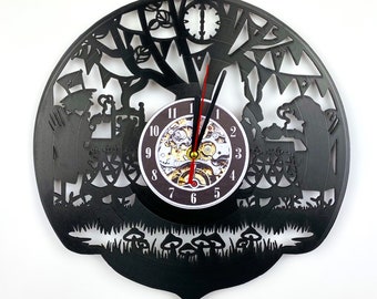 Alice+in+wonderland decor wall clock made of Vinyl Record, Alice Wall Clock, Mushroom Motifs Decor, Vinyl Record Clock, Gift Wall Clock