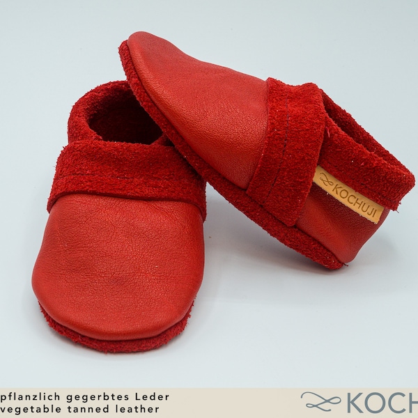 Personalisierte Krabbelschuhe aus Bioleder / Hausschuhe / Einfarbig / Verschiendene Farben / Lederpuschen / Pflanzliche Gerbung