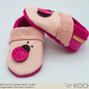 Einfache Krabbelschuhe aus Bioleder chromfrei Personalisierbar Farbwahl
