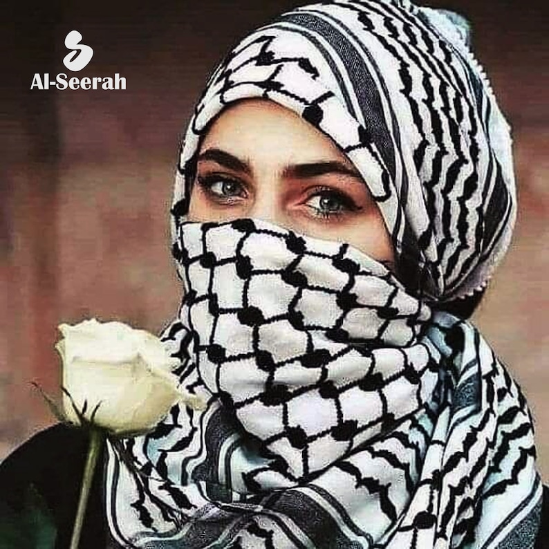 Palestine Scarf keffiyeh Rumaal Gamcha Black and White Pattern Uni Sex by Al-Seerah image 3