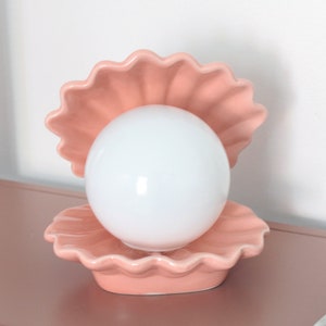 Pink shell lamp - Pink Clam shell lamp