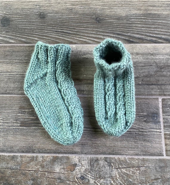 Slippers with grippers deals