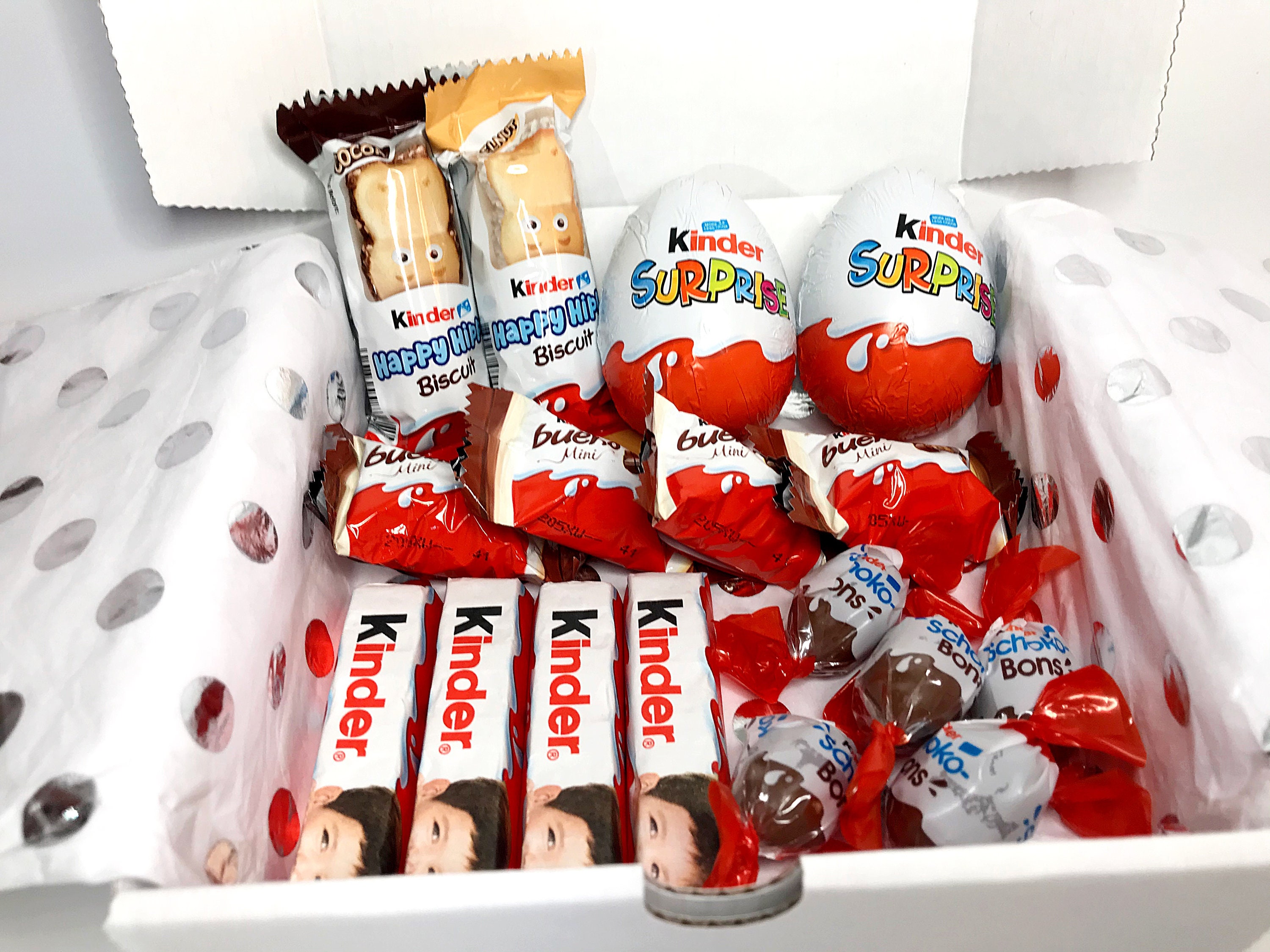 kinder-bueno-gift-box-etsy
