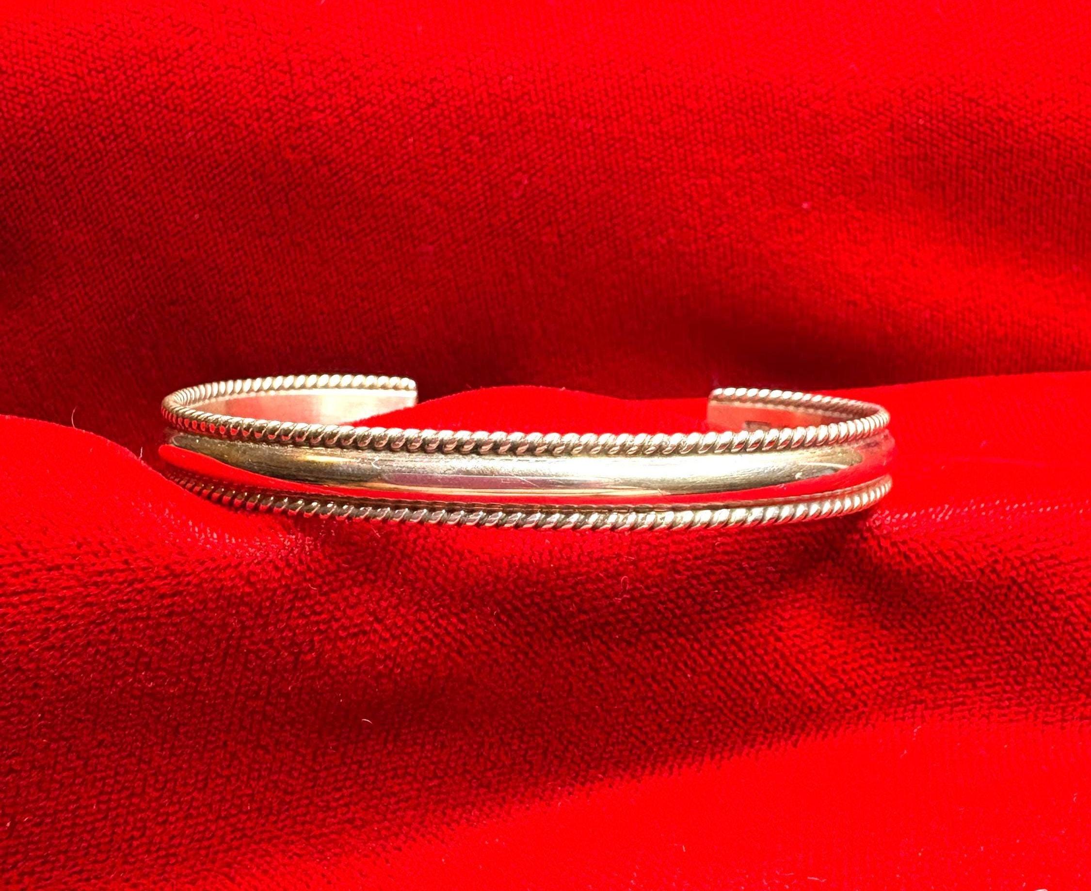 【激安】SHIPS Elaine Tahe TRIANGLE BANGLE Elaine Tahe Jewelry - Etsy