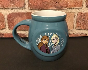 Disney Ana and Elsa Frozen Coffee Tea Collector Mug
