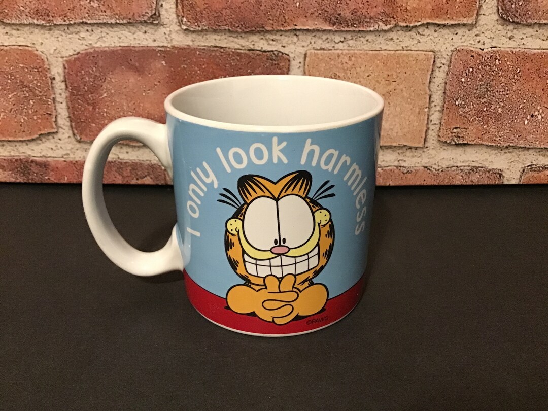 Garfield Classic âI Only Look Harmlessâ Coffee Tea Mug Burton & Burton ...