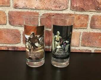 Star Wars Glass Set - Death Star - Collectible Gift Set of 2 Glasses - 10 oz Capacity - Classic Design - Heavy Base