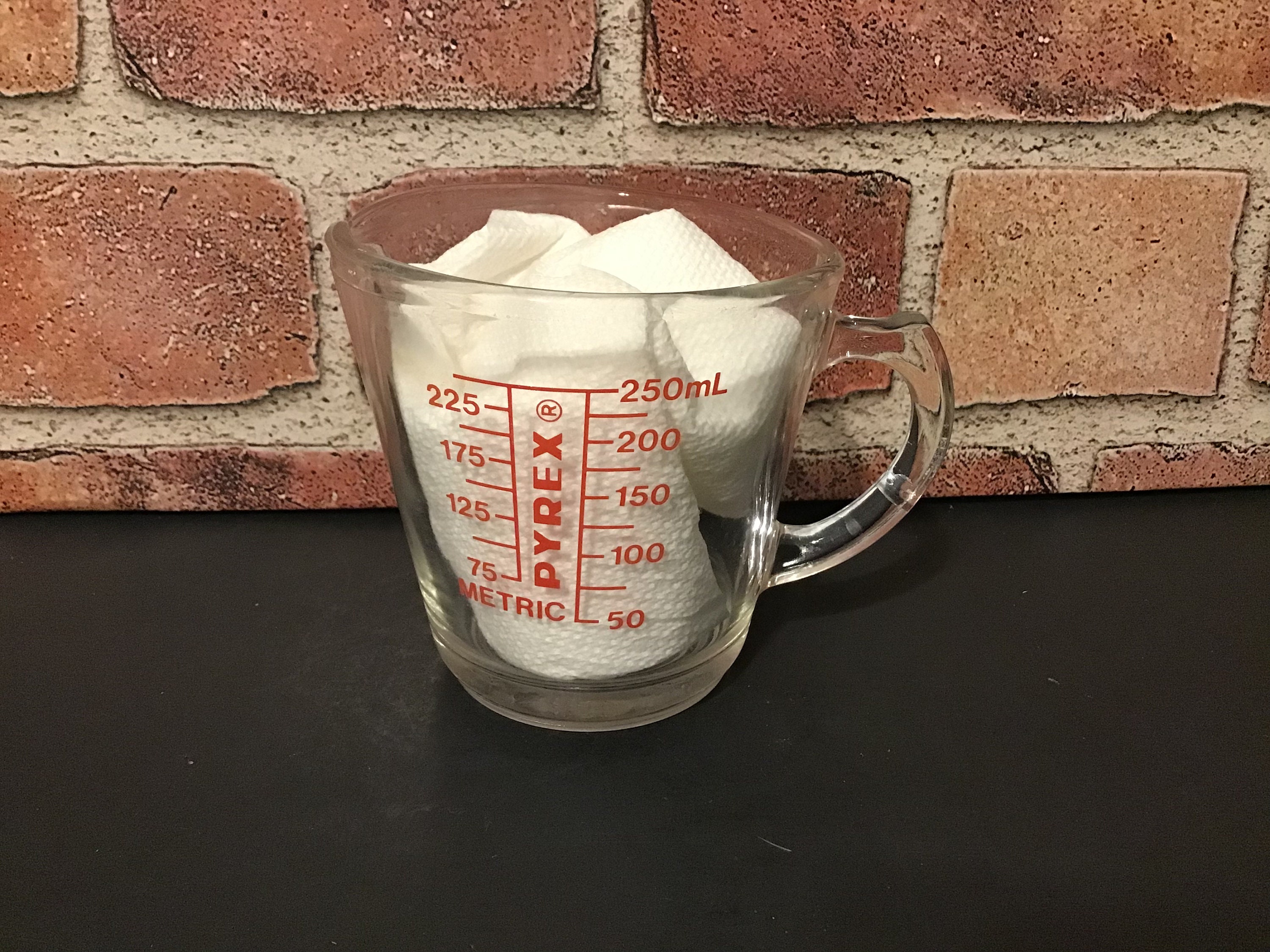 Betty Crocker Large 1000ml 4 cup Glass Measuring Cup