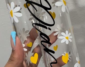 Taza de cristal con forma de margarita