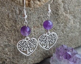 Orecchini a forma di cuore con albero della vita in ametista e argento. Deliziosi gioielli in cristallo viola fatti a mano nel Regno Unito. Stile hippie, boho, wicca. Ipoallergenici.