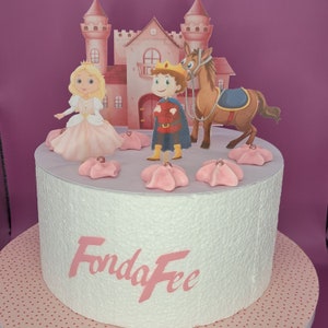Beautiful edible cake decoration fairytale castle (wafer paper), egg white icing