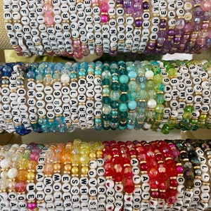 Taylor Swift Eras Tour vriendschapskralenarmbanden, Swiftie-stapelset afbeelding 2