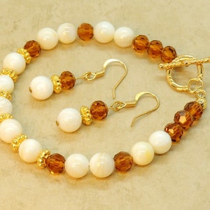 Nurturing Gemstone Agate and Crystal Bracelet and Earrings