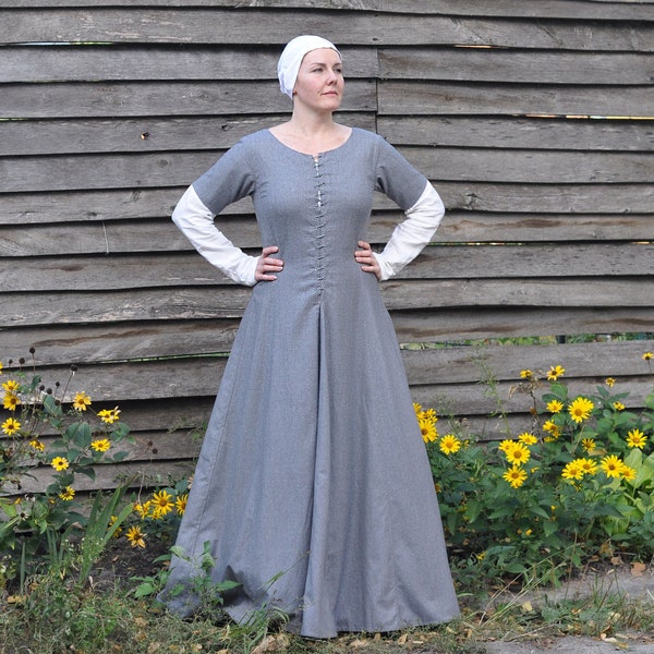 Medieval kirtle, Frontlaced kirtle, Medieval dress, 14th century dress, Kirtle dress, Medieval cotehardie, Wool kirtle, Renaissance kirtle