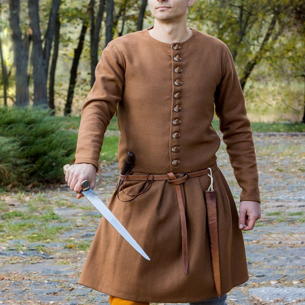 Men's woolen cotehardie or kirtle for 14th - 15th century medieval historical reenactors, medieval cotehardie, larp jacket