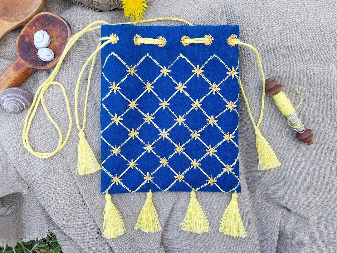 Medieval Purse, Medieval Bag, Medieval Pouch, Medieval Tassle Pouch