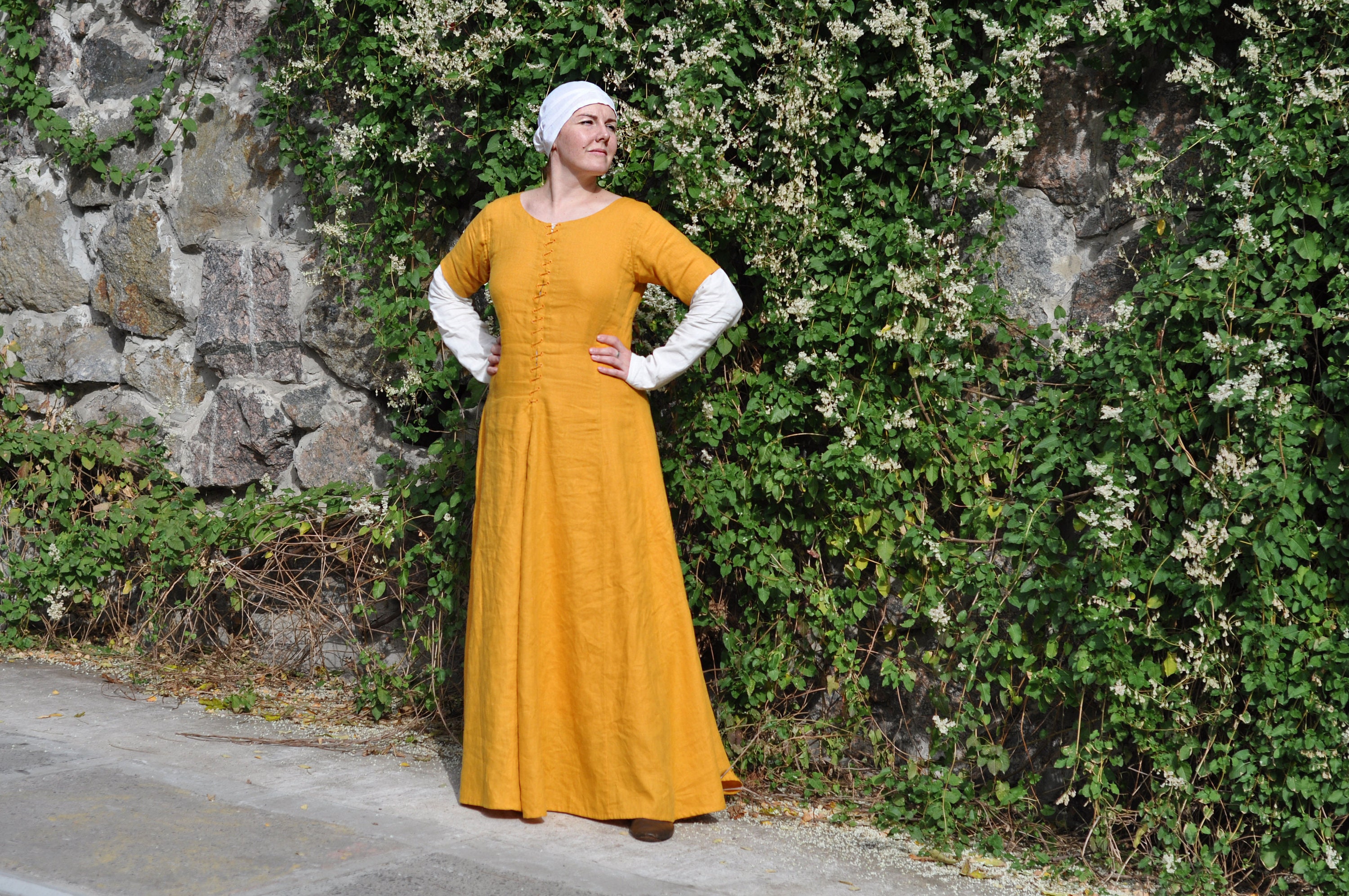 Medieval Kirtle, Medieval Linen Dress, 14th Century Dress