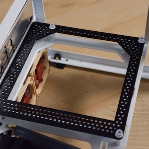 Cable Management Spacer Tray Meshlicious / Meshroom S