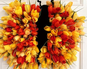 Butterfly Tulip Wreath