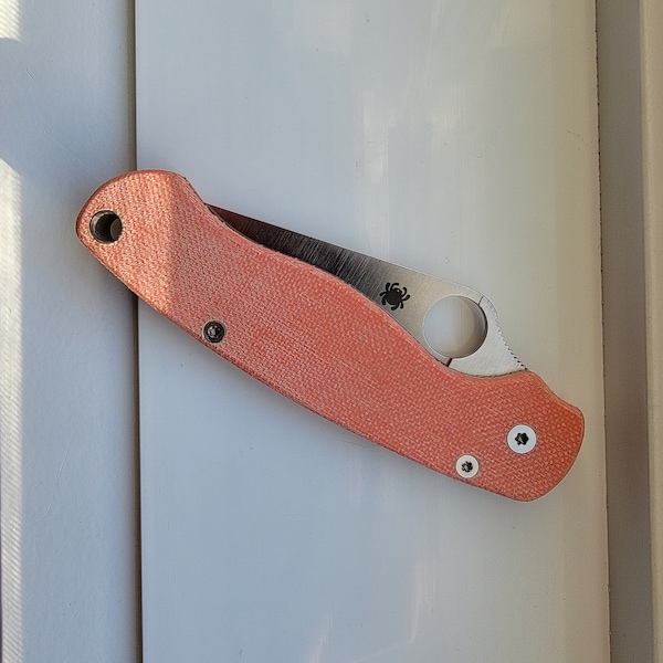 Spyderco pm2 scales